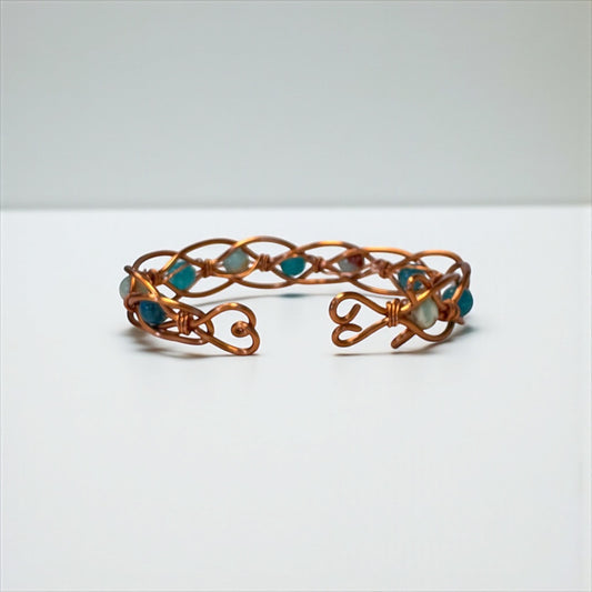 🌿 Handcrafted Copper & Turquoise Bangle – Strength, Balance & Timeless Beauty 🌿