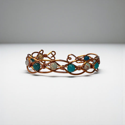 🌿 Handcrafted Copper & Turquoise Bangle – Strength, Balance & Timeless Beauty 🌿