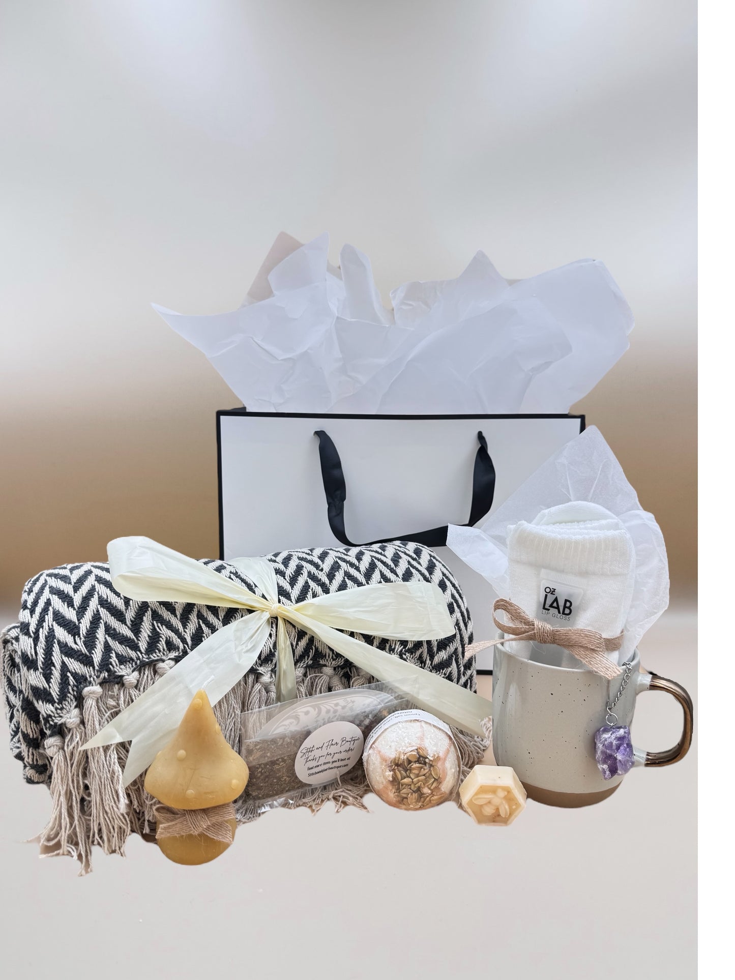 ✨ The Ultimate Cozy Gift Set – Luxury Blanket, Candle, Tea & More ✨