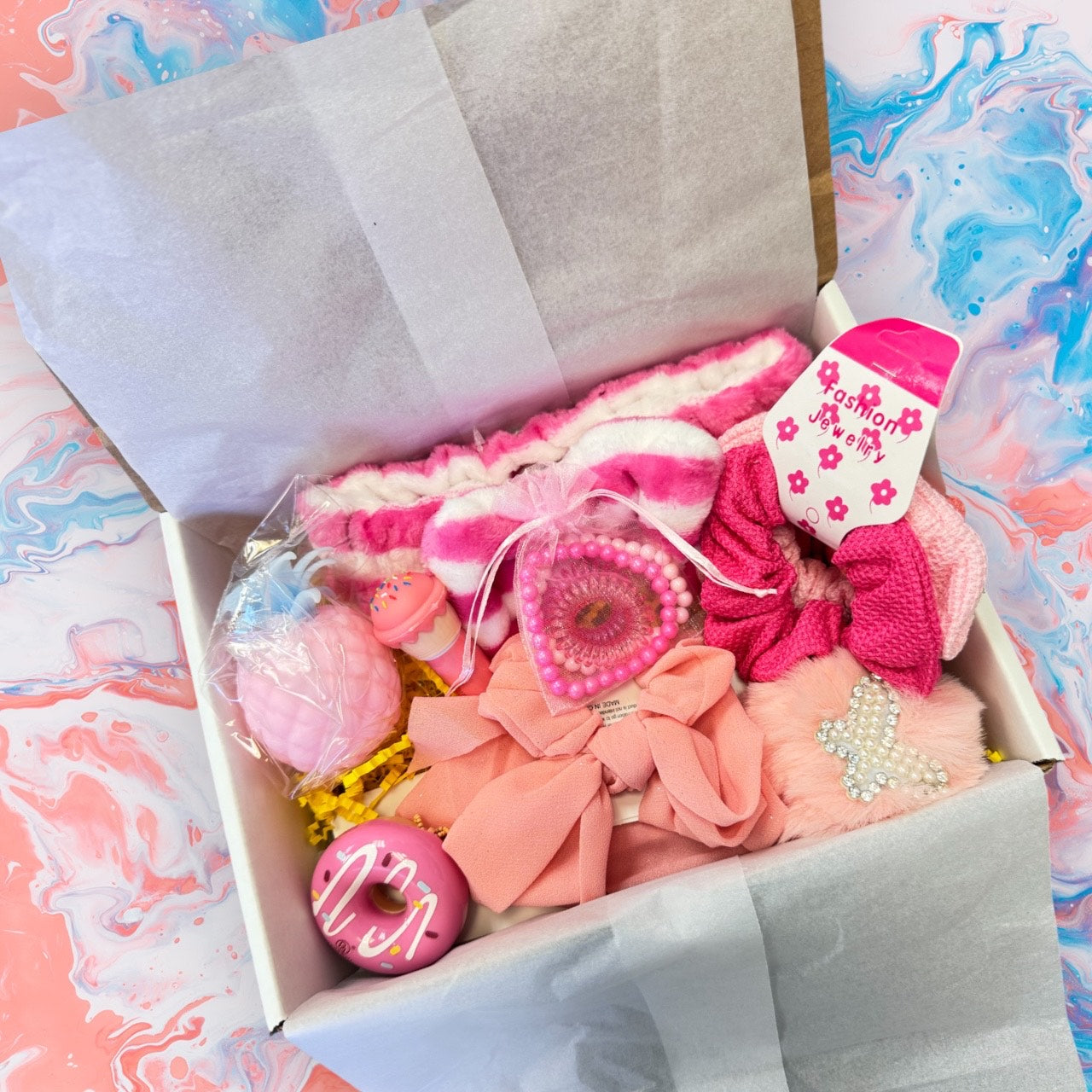 🎀 Pink Teen Aesthetic Gift Box – Cute & Girly Accessories Set for girls teen and everyone in-between🎀